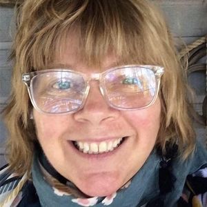 Meet your Posher, Kendra